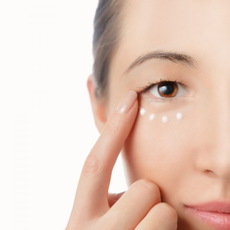 Puffy Eyes or Dark Circles? Here Are 6 Great Ways To Banish Them