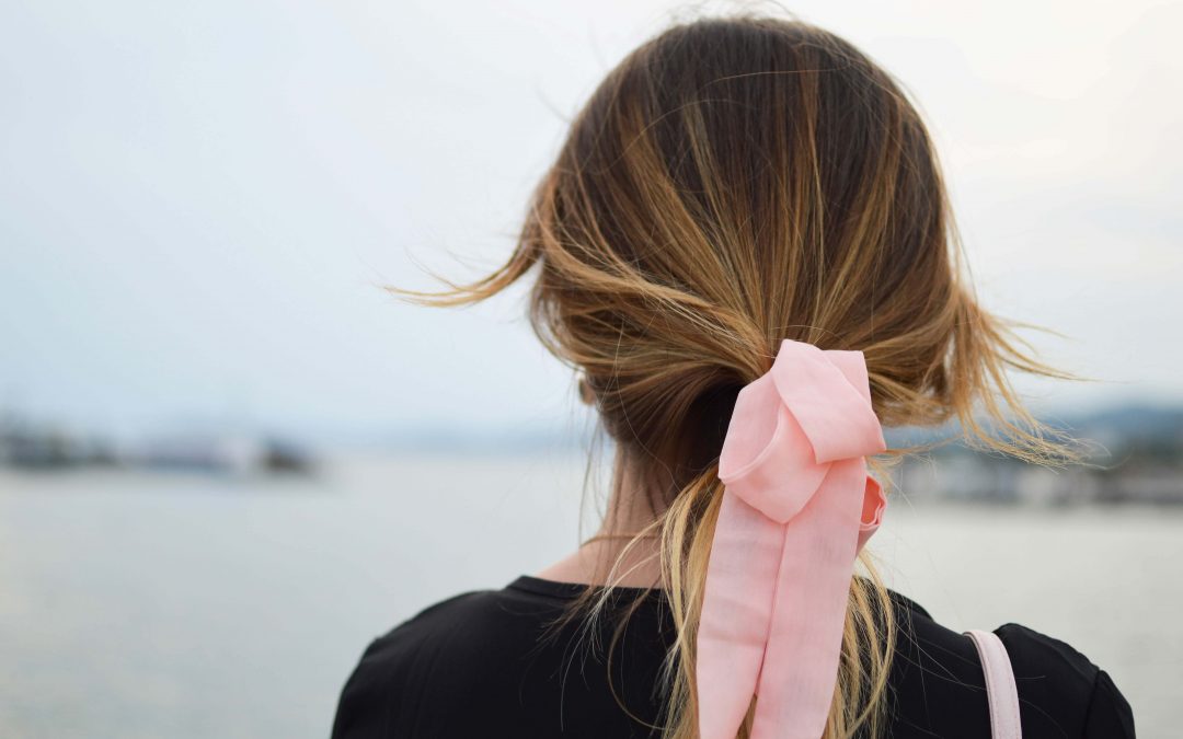Check Out These Cute And Stylish Ways To Keep Hair Out Of Face