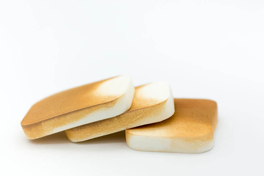 Foundation Brush Or Sponge Which One Is Better For Foundation